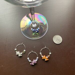 Wine charms (x4) - Dolphins
